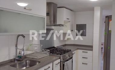 CASA EN PRIVADA CON ALERCA