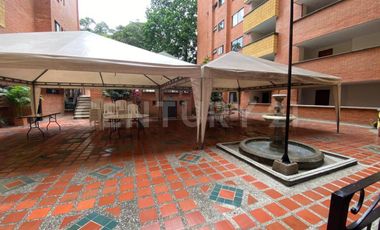 VENTA APARTAMENTO BOSQUES DEL LIMONAR
