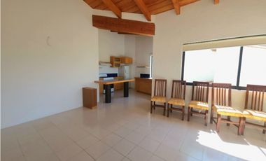 CASA EN VENTA,  VALLE DE BRAVO.