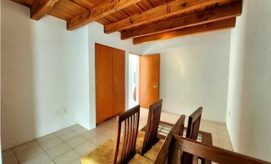 CASA EN VENTA,  VALLE DE BRAVO.