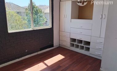 Casa en Arriendo en La Hacienda Renca. Carlota Guzman