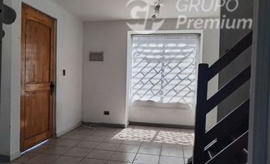 Casa en Arriendo en La Hacienda Renca. Carlota Guzman