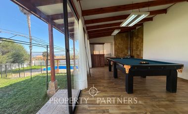 Sorprendente Casa en Arriendo en San Joaquín con Vista Poniente