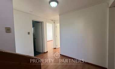 Sorprendente Casa en Arriendo en San Joaquín con Vista Poniente