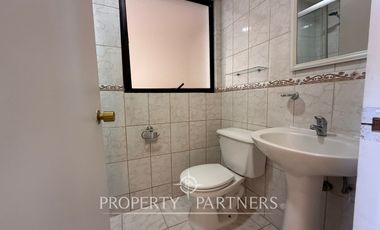 Sorprendente Casa en Arriendo en San Joaquín con Vista Poniente