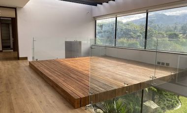 VENTA de CASA RESIDENCIAL en LA CALERA