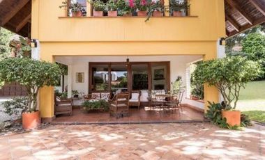 ARRIENDO de CASAS en SABANETA