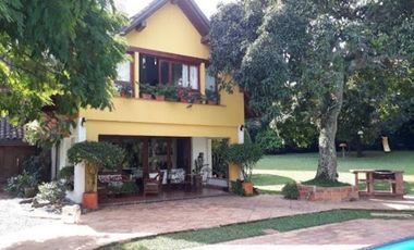 ARRIENDO de CASAS en SABANETA