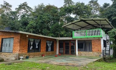 VENTA de CASAS en MESITAS