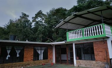 VENTA de CASAS en MESITAS