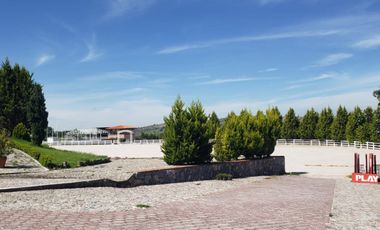 Venta de Terreno en Haras del Bosque 1,070m2 ZONA Acres