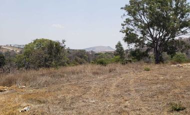 Venta de Terreno en Haras del Bosque 1,070m2 ZONA Acres