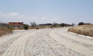 Venta de Terreno en Haras del Bosque 1,070m2 ZONA Acres