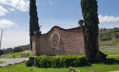 Venta de Terreno en Haras del Bosque 1,070m2 ZONA Acres