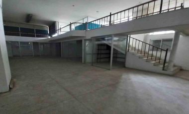 LOCAL EN ARRIENDO - CENTRO DE MANIZALES