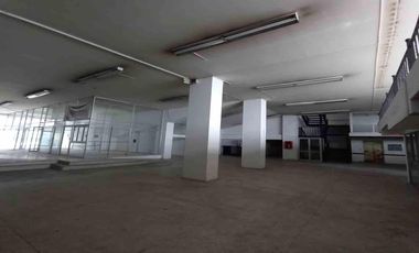 LOCAL EN ARRIENDO - CENTRO DE MANIZALES