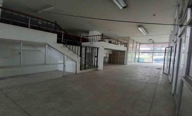 LOCAL EN ARRIENDO - CENTRO DE MANIZALES