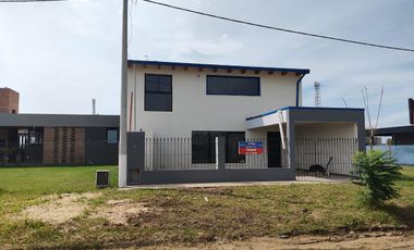 Casa en Pueblo Esther