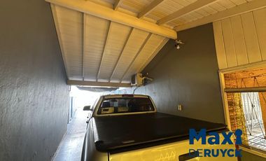 Chalet de 4 ambientes con 2 baños, apta crédito