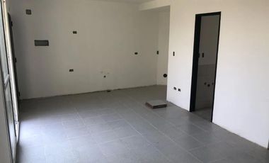 Dúplex en venta - 2 Dormitorios 2 Baños - La Plata