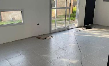 Dúplex en venta - 2 Dormitorios 2 Baños - La Plata