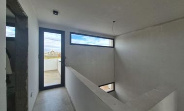 Venta de Duplex en  Brisas de Manantiales 3 dormitorios