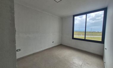 Venta de Duplex en  Brisas de Manantiales 3 dormitorios