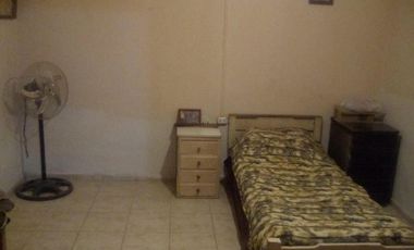 Casa en venta - 2 Dormitorios 1 Baño - Cochera - Mendoza