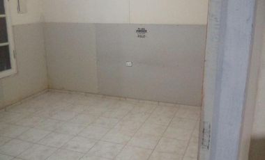 Casa en venta - 2 Dormitorios 1 Baño - Cochera - Mendoza
