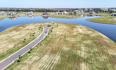 Terreno en Venta 1211 mt2 en Los Puentes, Nordelta