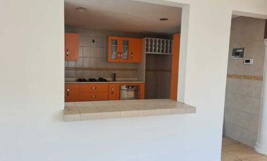 Casa en Renta en Cacalomacan