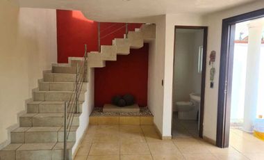 Casa en Renta en Cacalomacan