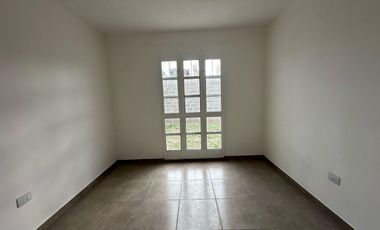 Casa Universitario de Hzte-2 dorm c/patio e ingreso auto