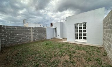 Casa Universitario de Hzte-2 dorm c/patio e ingreso auto