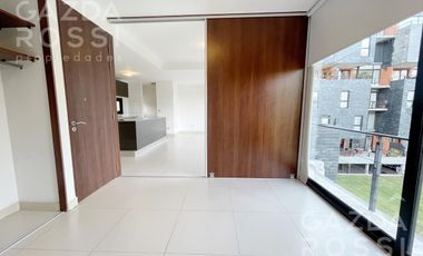 Excelente departamento en  venta con renta en complejo Las Cavas