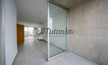 Alquiler- Semipiso Mono-ambiente divisible - Flores