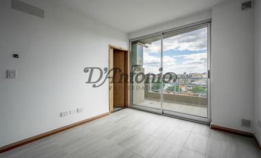 Alquiler- Semipiso Mono-ambiente divisible - Flores