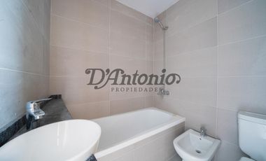 Alquiler- Semipiso Mono-ambiente divisible - Flores