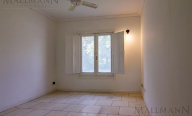 Alquiler Anual Casa 5 Dormitorios sin muebles en Martindale CC
