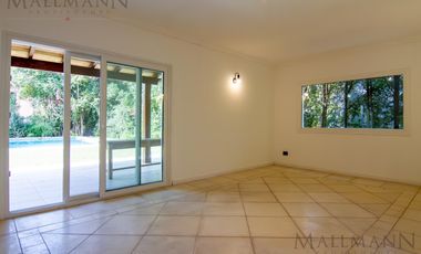 Alquiler Anual Casa 5 Dormitorios sin muebles en Martindale CC