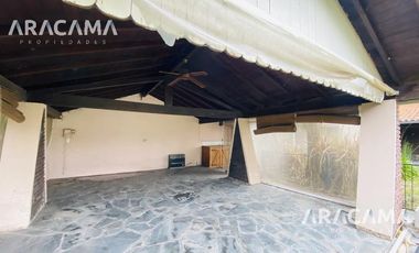 Casaquinta en Italiani al 1000 - Monte Grande