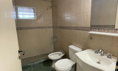 CASA 3 AMBIENTES EN ALQUILER LUJAN  RAMON FALCON 425