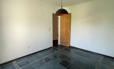 CASA 3 AMBIENTES EN ALQUILER LUJAN  RAMON FALCON 425