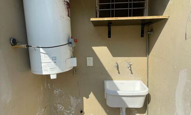 CASA 3 AMBIENTES EN ALQUILER LUJAN  RAMON FALCON 425