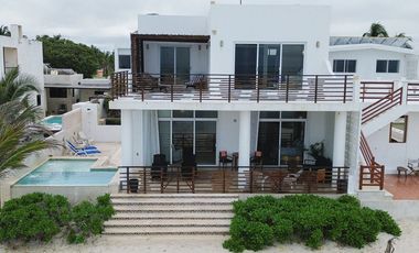 Casa en venta en Primera Fila en Chelem - HI2411335