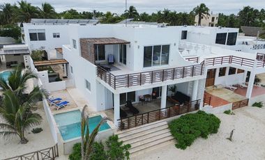 Casa en venta en Primera Fila en Chelem - HI2411335