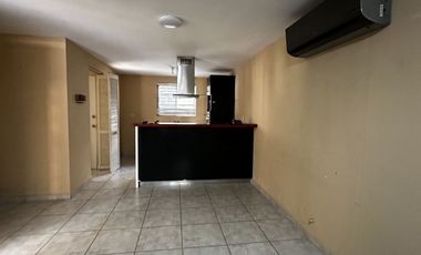 CASA EN RENTA EN ANAHUAC LA PÉRGOLA - ESCOBEDO