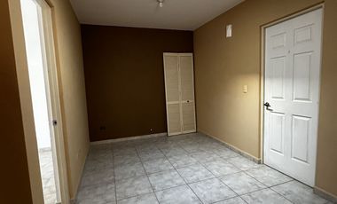 CASA EN RENTA EN ANAHUAC LA PÉRGOLA - ESCOBEDO