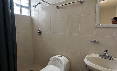 CASA EN RENTA EN LAS HADAS - ESCOBEDO