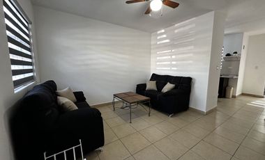 CASA EN RENTA EN LAS HADAS - ESCOBEDO